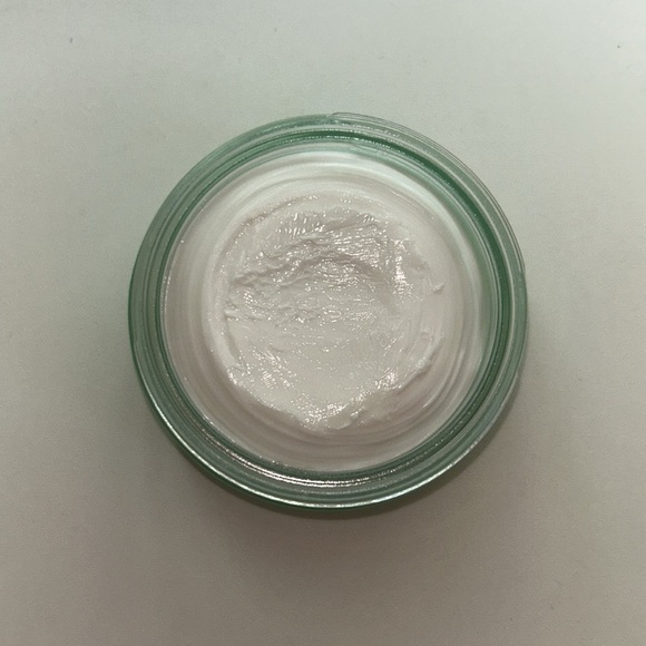 Glossier After Baume Moisturizer Barrier Recovery Crram - Picture 4 of 4